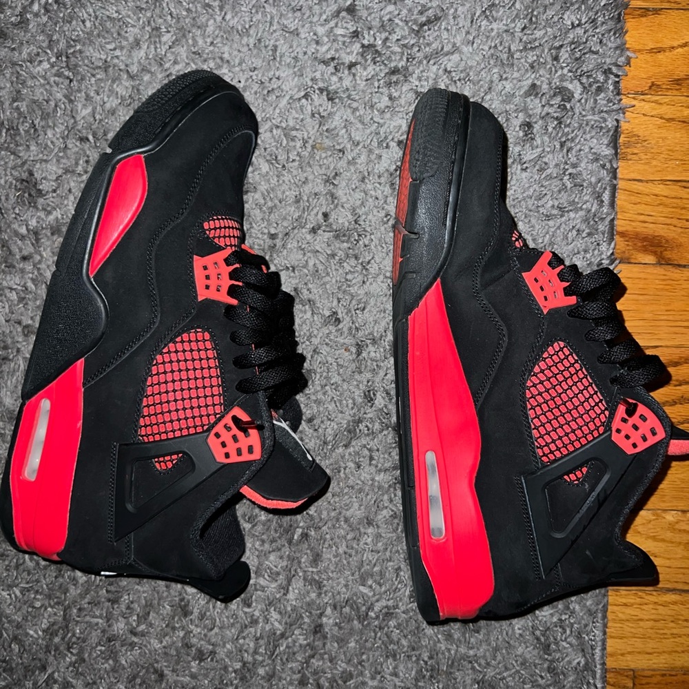 Jordan 4